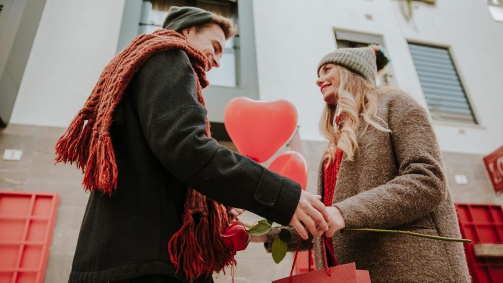 O que vender no Dia dos Namorados em 2023? Confira ideias