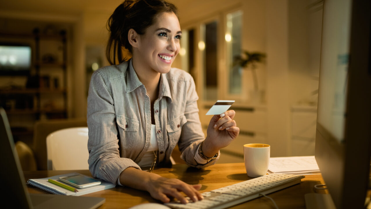 Além da Black Friday: Como incentivar a recompra na sua loja virtual